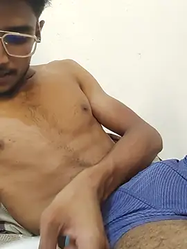 Snapshot of kaushikhotty chatting on June 21, 3:03 pm kaushikhotty online show from June 21, 3:03 pm