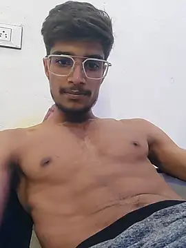 Snapshot of kaushikhotty chatting on July 14, 11:27 am kaushikhotty online show from July 14, 11:27 am