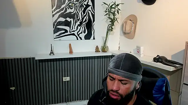 BENEDIICK online show from March 3, 1:39 pm