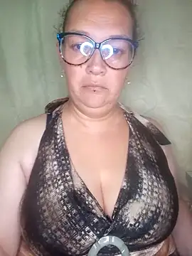  Saraqueen online show from May 2, 4:28 am