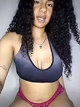 Snapshot of RizHoney chatting on February 23, 8:01 am RizHoney online show from February 23, 8:01 am