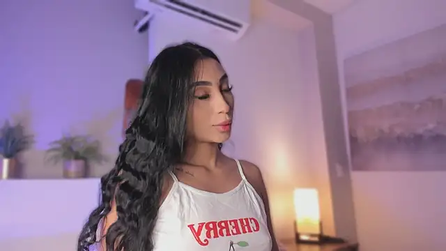 Snapshot of _victoria_lee chatting on July 7, 12:20 pm victoria lee online show from July 7, 12:20 pm