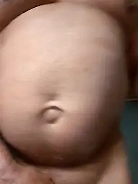 Snapshot of DriedupPharos chatting on March 8, 2:04 am DriedupPharos online show from March 8, 2:04 am