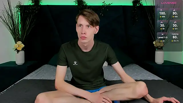 Snapshot of Erick_Wilson chatting on November 25, 7:30 am Erick Wilson online show from November 25, 7:30 am