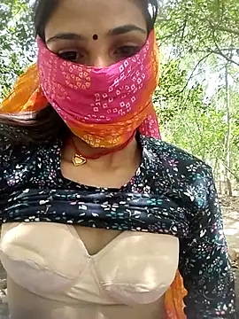 Snapshot of Seenu---Thakur chatting on May 23, 8:51 am Seenu---Thakur online show from May 23, 8:51 am