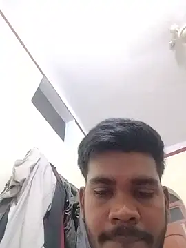 Snapshot of playboy_nikhil chatting on June 3, 9:01 am playboy nikhil online show from June 3, 9:01 am