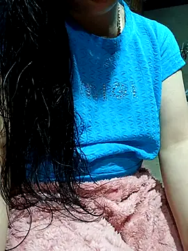 Snapshot of nelina_12345 chatting on May 2, 1:27 pm nelina 12345 online show from May 2, 1:27 pm