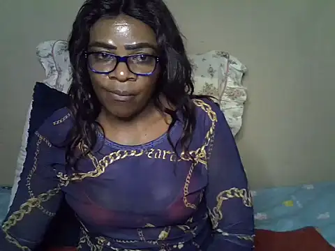 Snapshot of CASSANDRASTONE46xxx chatting on June 11, 5:44 pm CASSANDRASTONE46xxx online show from June 11, 5:44 pm