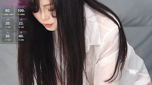 XX-CYY online show from March 11, 12:33 pm