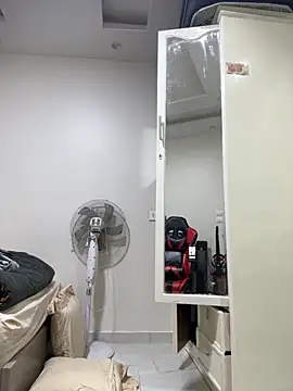 Snapshot of Hottysoo chatting on February 12, 3:40 pm Hottysoo online show from February 12, 3:40 pm