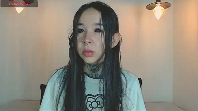 alien eyes09 online show from March 15, 1:33 am