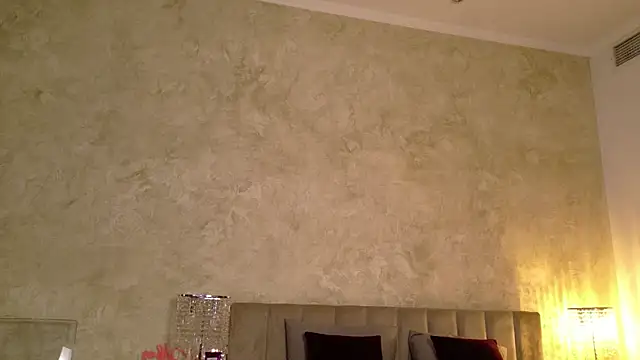 Alessia-Bloom online show from July 21, 8:33 pm