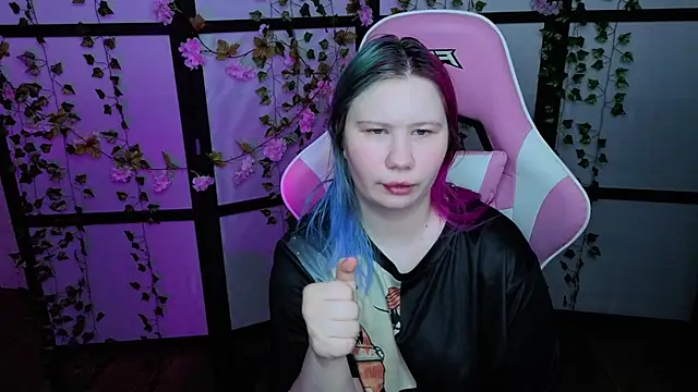 kitsune little online show from May 23, 10:36 pm