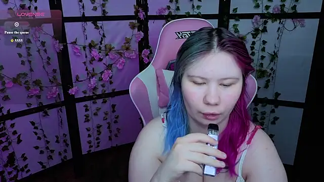 kitsune little online show from June 14, 11:40 pm