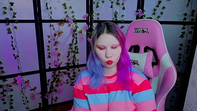 kitsune little online show from July 28, 7:37 am