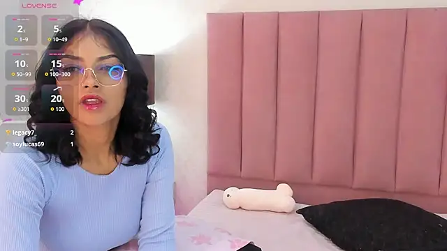 Snapshot of Rubi08_ chatting on June 24, 11:53 am Rubi08 online show from June 24, 11:53 am