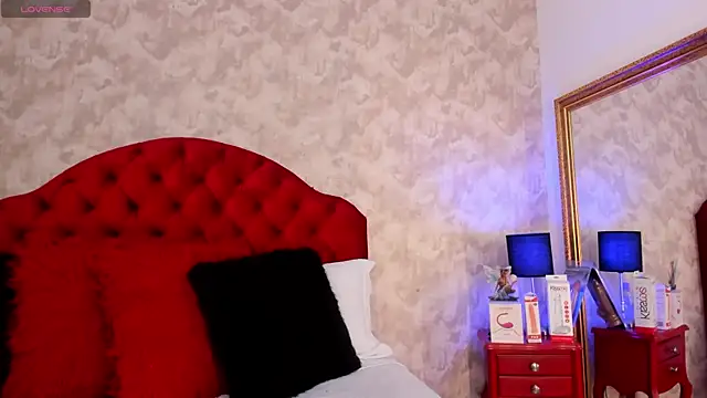Isabell  26 online show from April 24, 3:47 pm