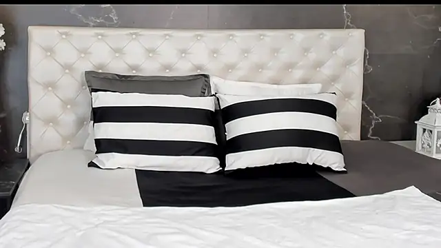 Samantha Dupre online show from February 18, 10:39 pm