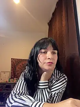 Snapshot of Abril_Thompson221 chatting on April 18, 1:42 am Abril Thompson221 online show from April 18, 1:42 am