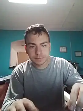 Snapshot of vinicius_ribas chatting on June 19, 5:50 pm vinicius ribas online show from June 19, 5:50 pm