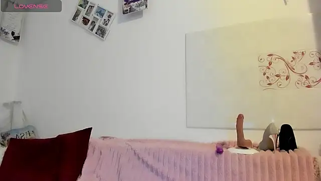 Snapshot of EVELYNA88 chatting on July 19, 5:49 pm EVELYNA88 online show from July 19, 5:49 pm