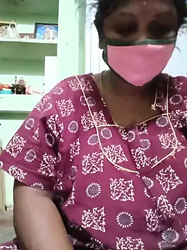 Snapshot of tamilkaviya431 chatting on May 27, 1:46 am tamilkaviya431 online show from May 27, 1:46 am