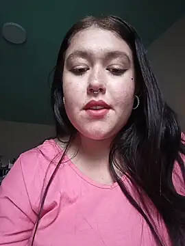 Freckless  online show from August 6, 8:33 pm