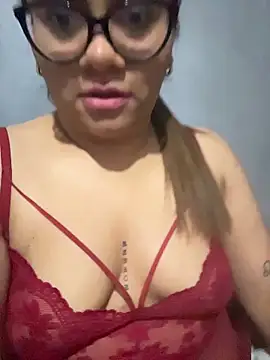 Snapshot of ludmila_x chatting on February 17, 2:30 am ludmila x online show from February 17, 2:30 am