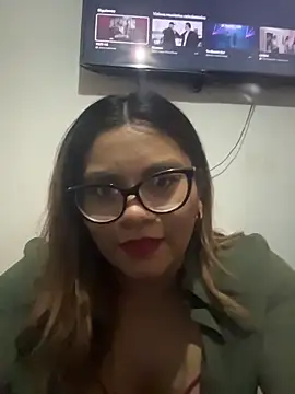 Snapshot of ludmila_x chatting on March 25, 6:41 am ludmila x online show from March 25, 6:41 am