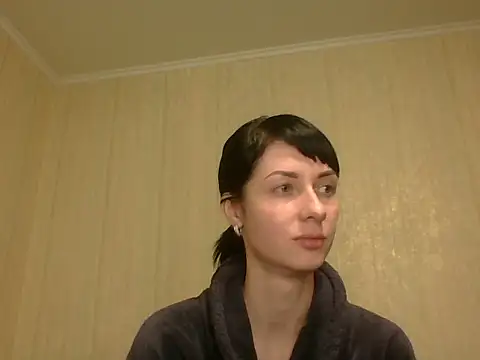 Snapshot of _OnyxQueen_ chatting on February 17, 6:47 pm OnyxQueen online show from February 17, 6:47 pm