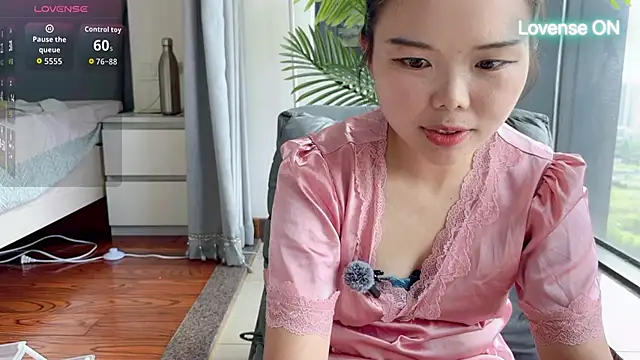 Snapshot of xiaosu22 chatting on June 5, 6:52 am xiaosu22 online show from June 5, 6:52 am