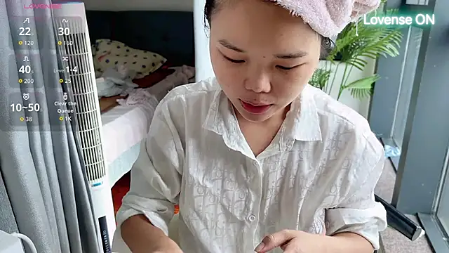 Snapshot of xiaosu22 chatting on June 22, 2:13 am xiaosu22 online show from June 22, 2:13 am