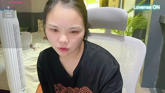 Snapshot of xiaosu22 chatting on June 27, 12:55 pm xiaosu22 online show from June 27, 12:55 pm