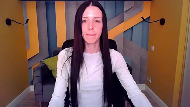 Snapshot of NoirDiva chatting on May 9, 11:59 am NoirDiva online show from May 9, 11:59 am