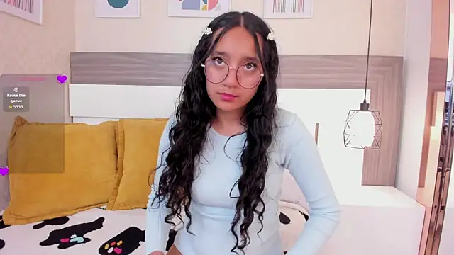 Emilyblussh online show from March 17, 7:17 pm