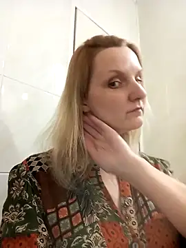 SusanGold9211 online show from March 4, 11:49 am