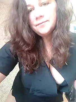 Susan8421 online show from February 24, 8:34 am