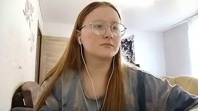 AnikaLipps online show from March 2, 2:13 pm