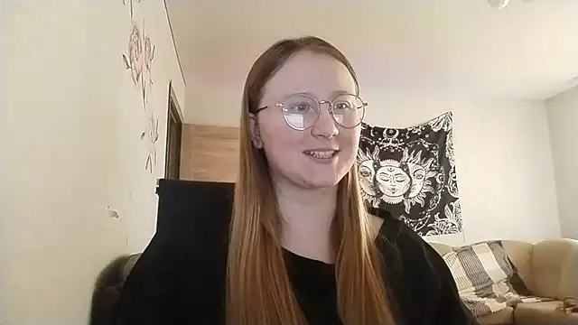 AnikaLipps online show from April 25, 1:41 pm