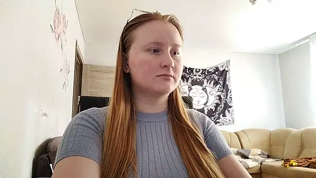 AnikaLipps online show from April 26, 4:26 pm