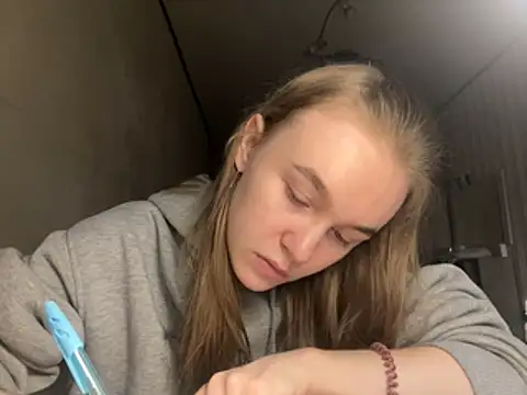 melissashineee online show from March 3, 11:05 am