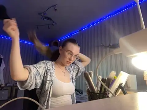 melissashineee online show from March 16, 11:14 am