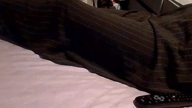 Snapshot of luanahot1 chatting on May 27, 11:51 am luanahot1 online show from May 27, 11:51 am