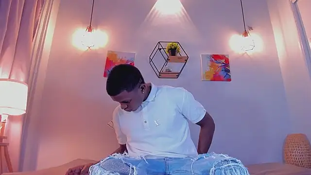 hanssmitt online show from March 14, 6:46 pm