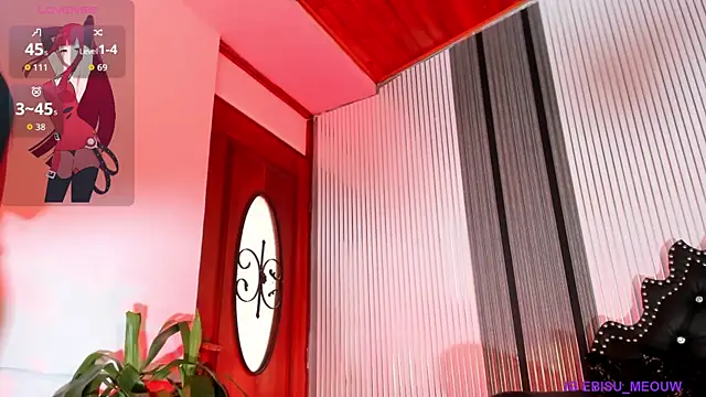 Snapshot of LunaVelour13 chatting on June 11, 5:22 pm LunaVelour13 online show from June 11, 5:22 pm