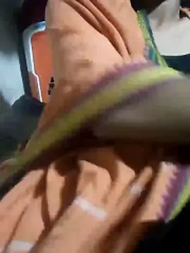 Snapshot of Beautiful_ely chatting on March 23, 8:29 am Beautiful ely online show from March 23, 8:29 am