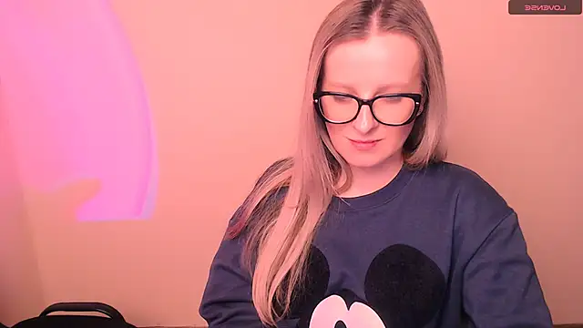 AnnePeach online show from February 16, 5:25 am