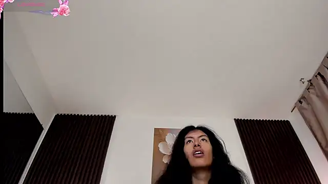 Snapshot of _MiLa_Dyva chatting on May 9, 4:23 pm MiLa Dyva online show from May 9, 4:23 pm