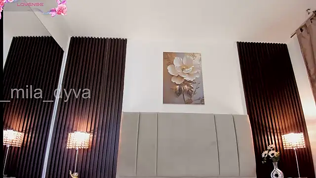 Snapshot of _MiLa_Dyva chatting on May 29, 12:03 pm MiLa Dyva online show from May 29, 12:03 pm