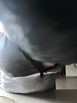 violet-grey online show from March 8, 3:27 pm